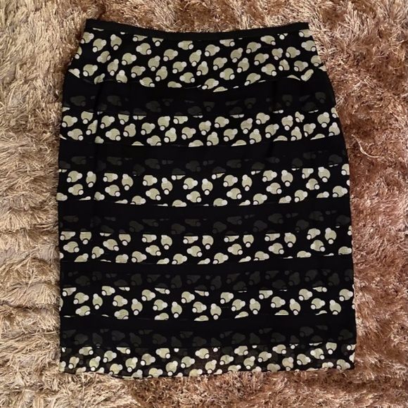 Kay Unger Multi Layer 2 piece Skirt Suit Size 10 - Picture 4 of 10